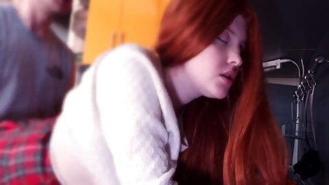 19 Year Old Maid Gets Fucked While She Cooks Food And Cum On Tits